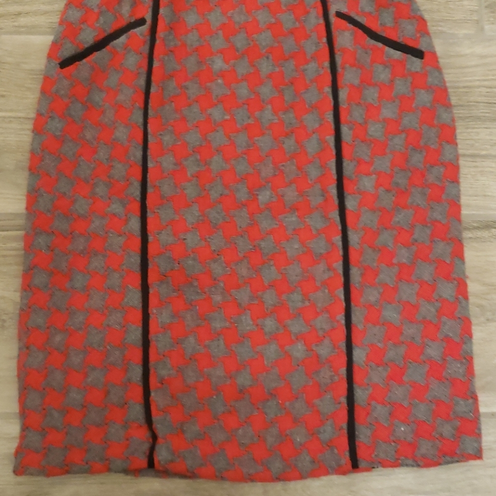 Knitted Red & Grey Dress - Picture 3 of 13